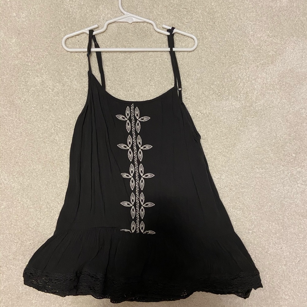 Sleeveless charcoal designed shirt